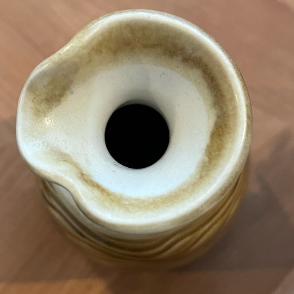 Vintage handmade signed pottery vase - Picture 4 of 4